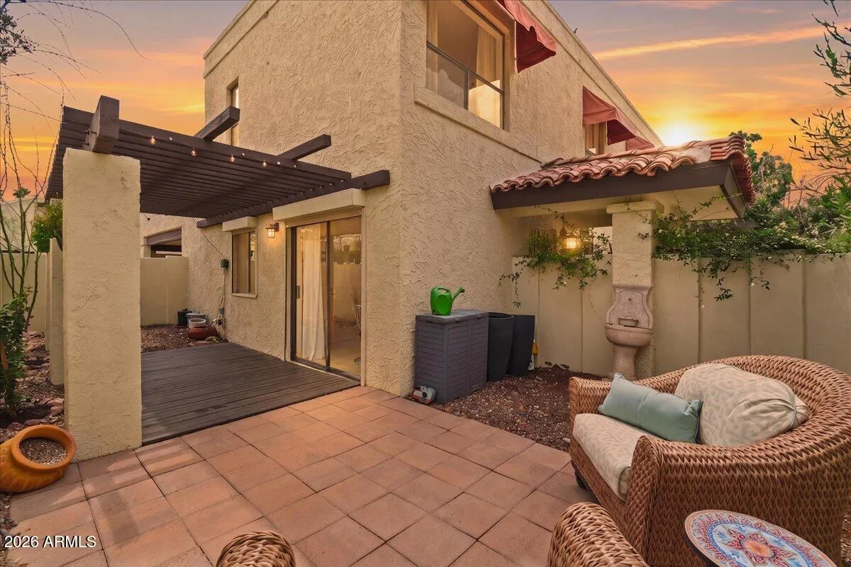 1820 E Frier Drive 1, Phoenix, Arizona 85020